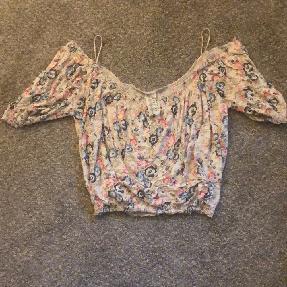 Free people Off should crop top